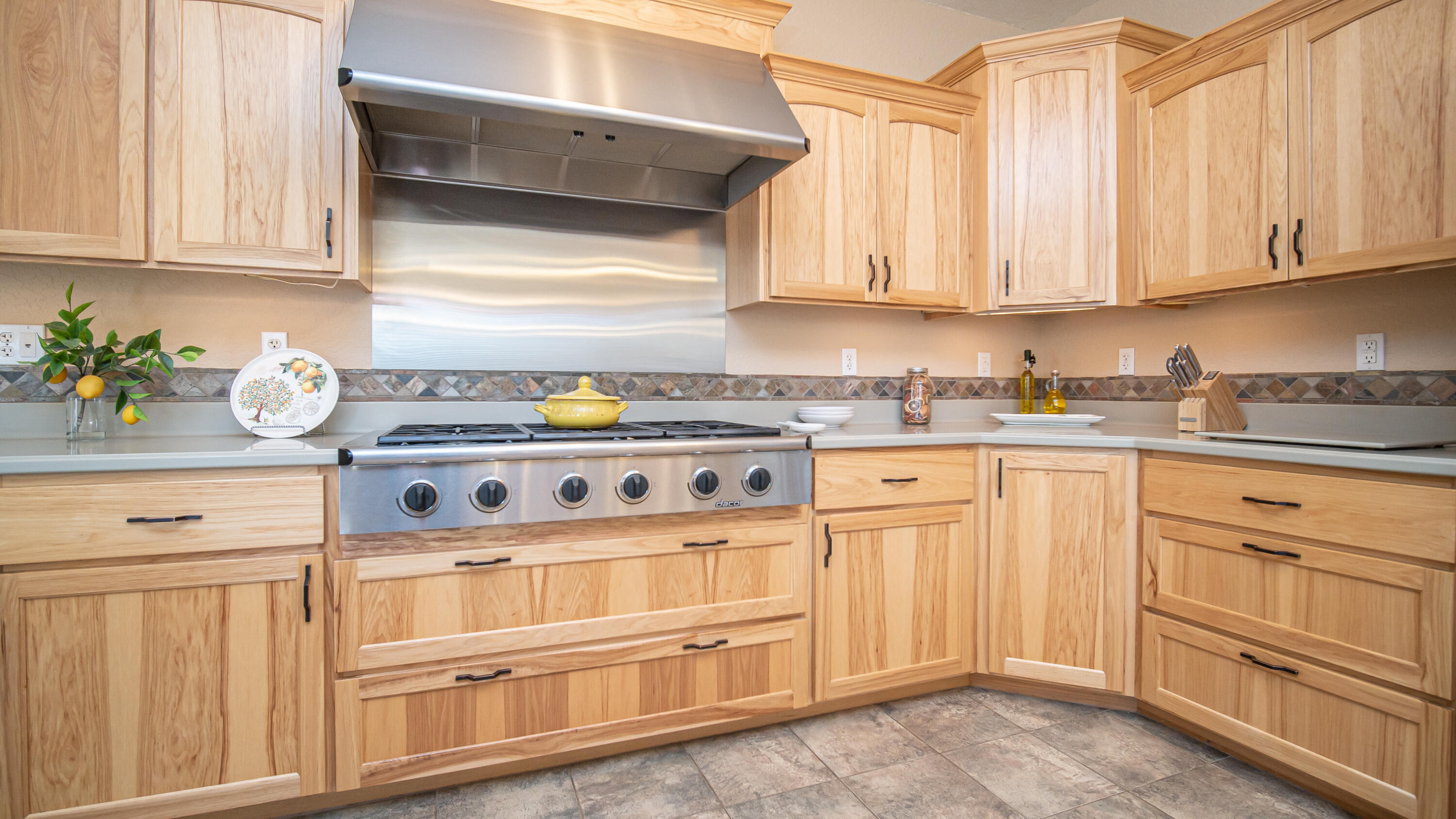 Pinewood Country Est - Residential