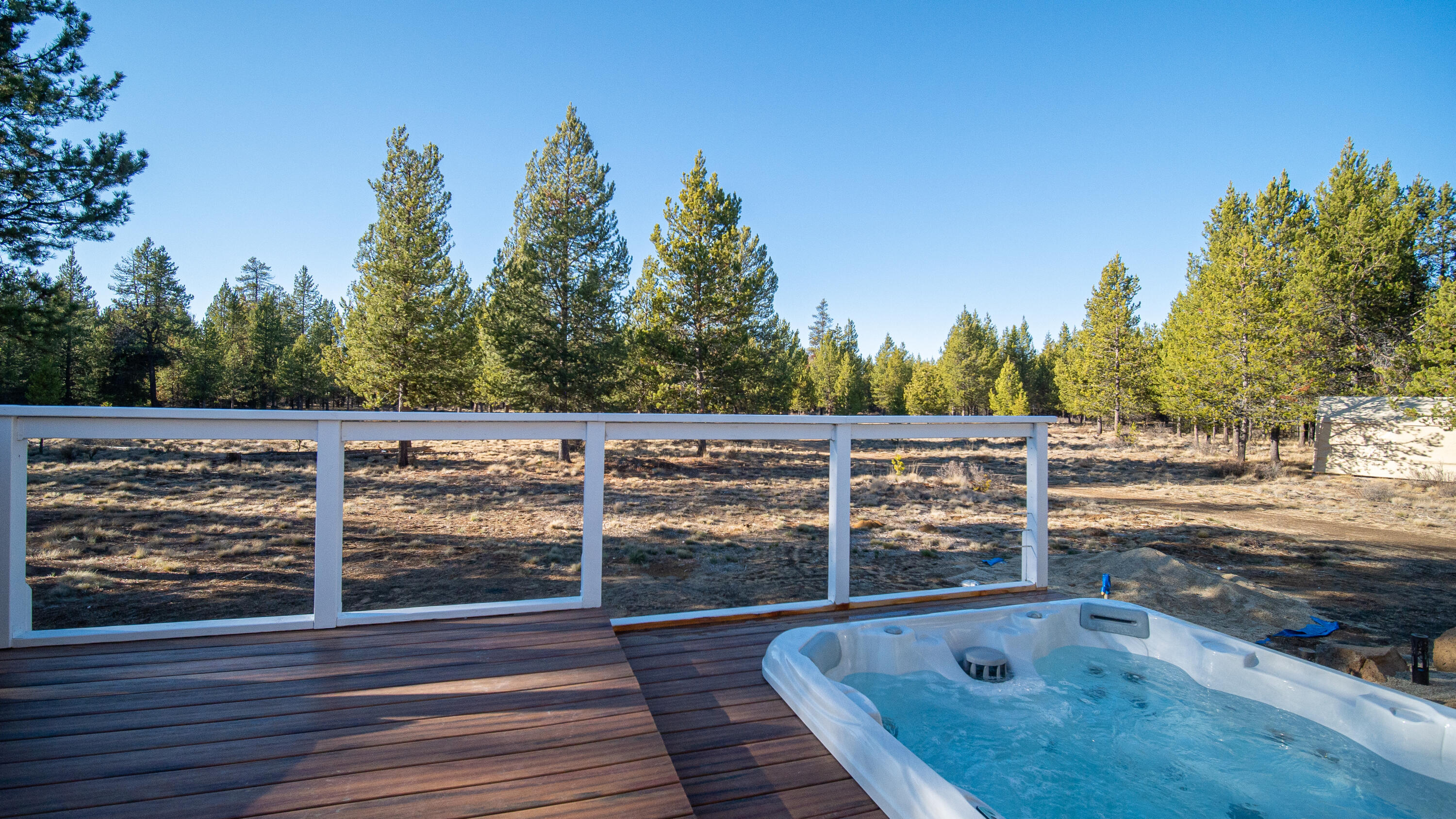 Pinewood Country Est - Residential