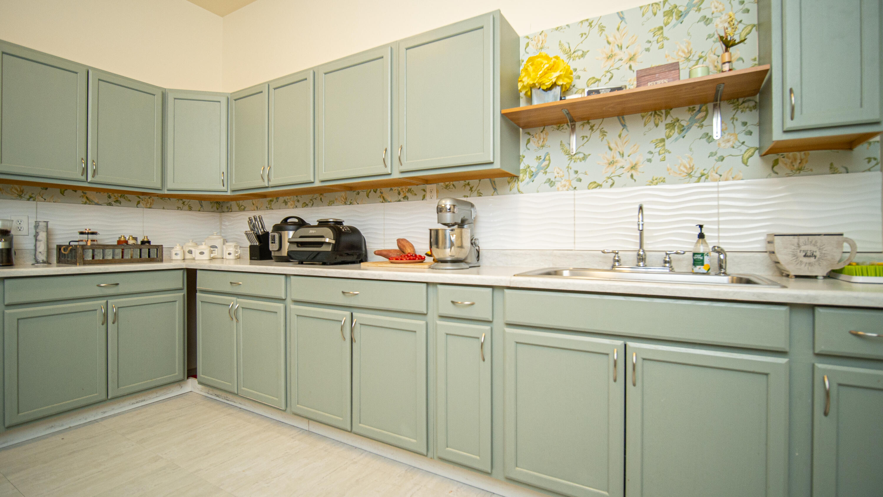 Pinewood Country Est - Residential