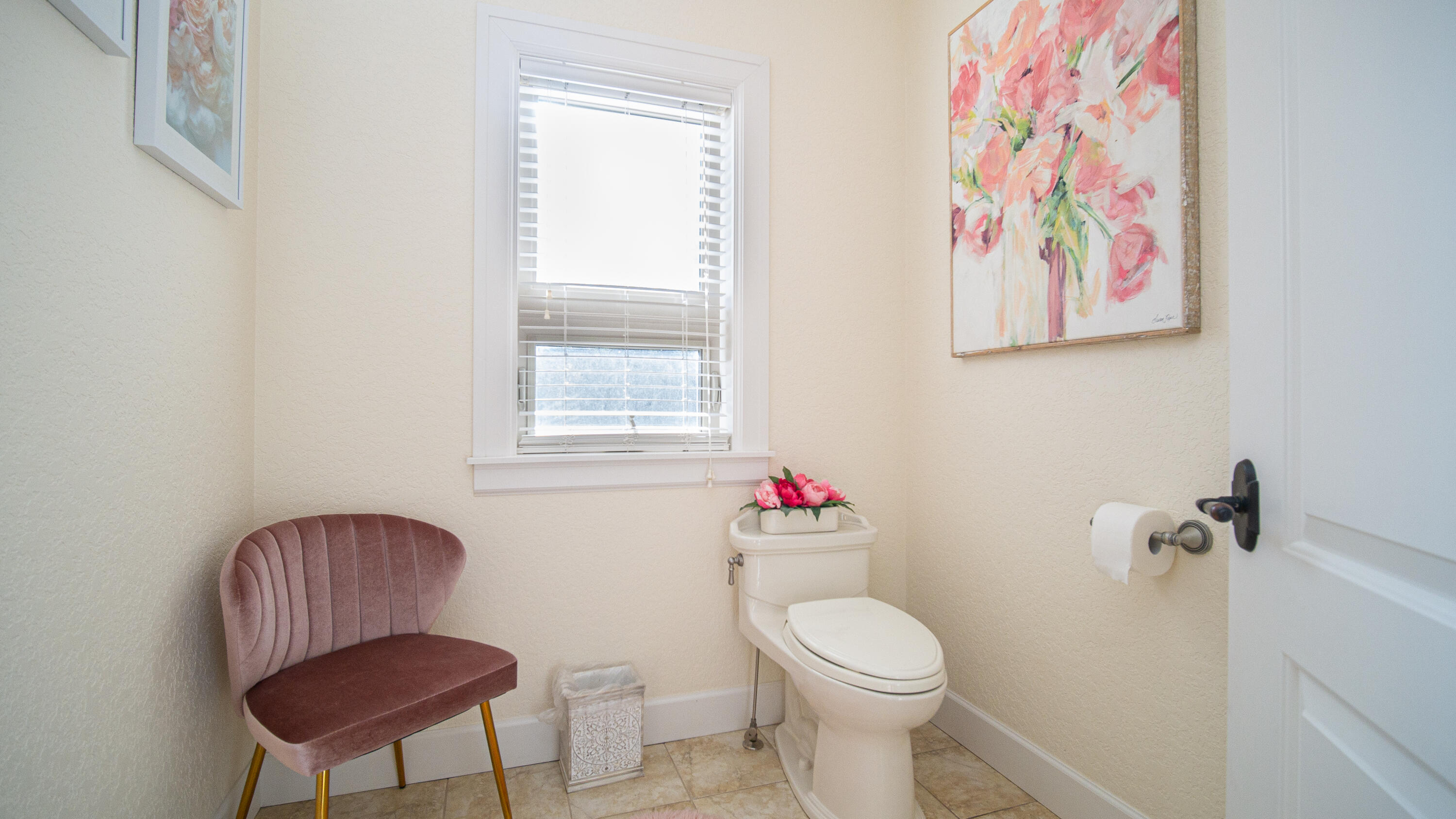 Pinewood Country Est - Residential