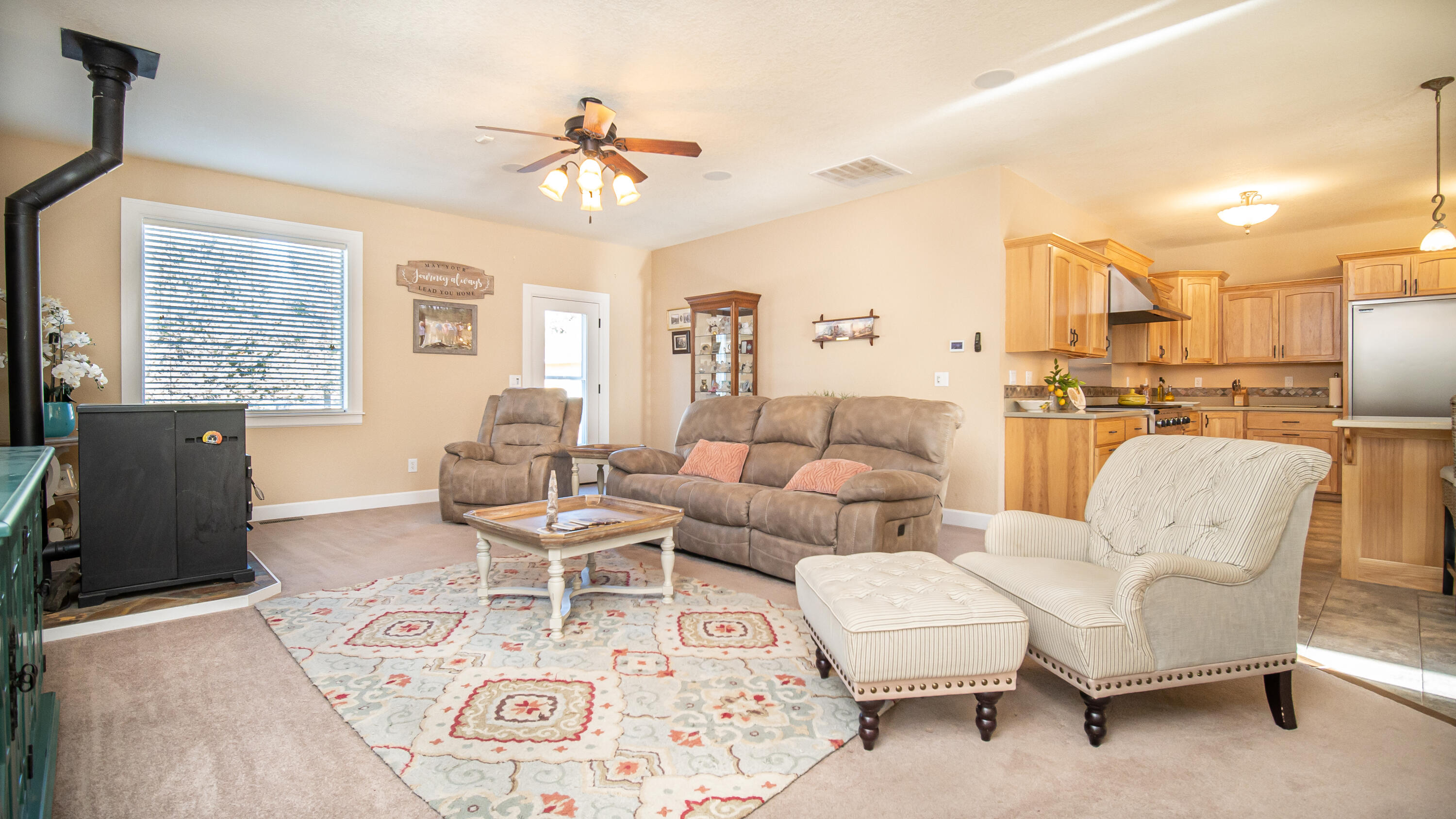 Pinewood Country Est - Residential