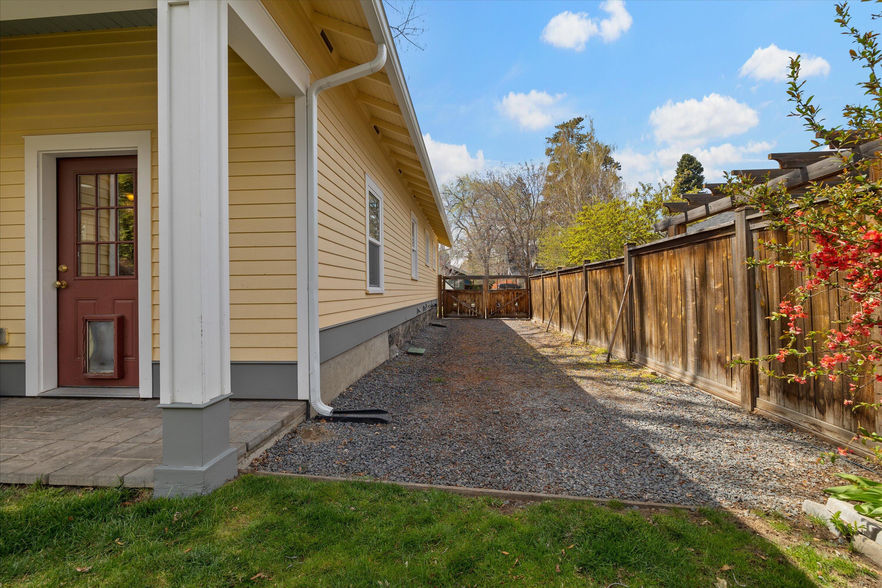 River Terrace - Residential