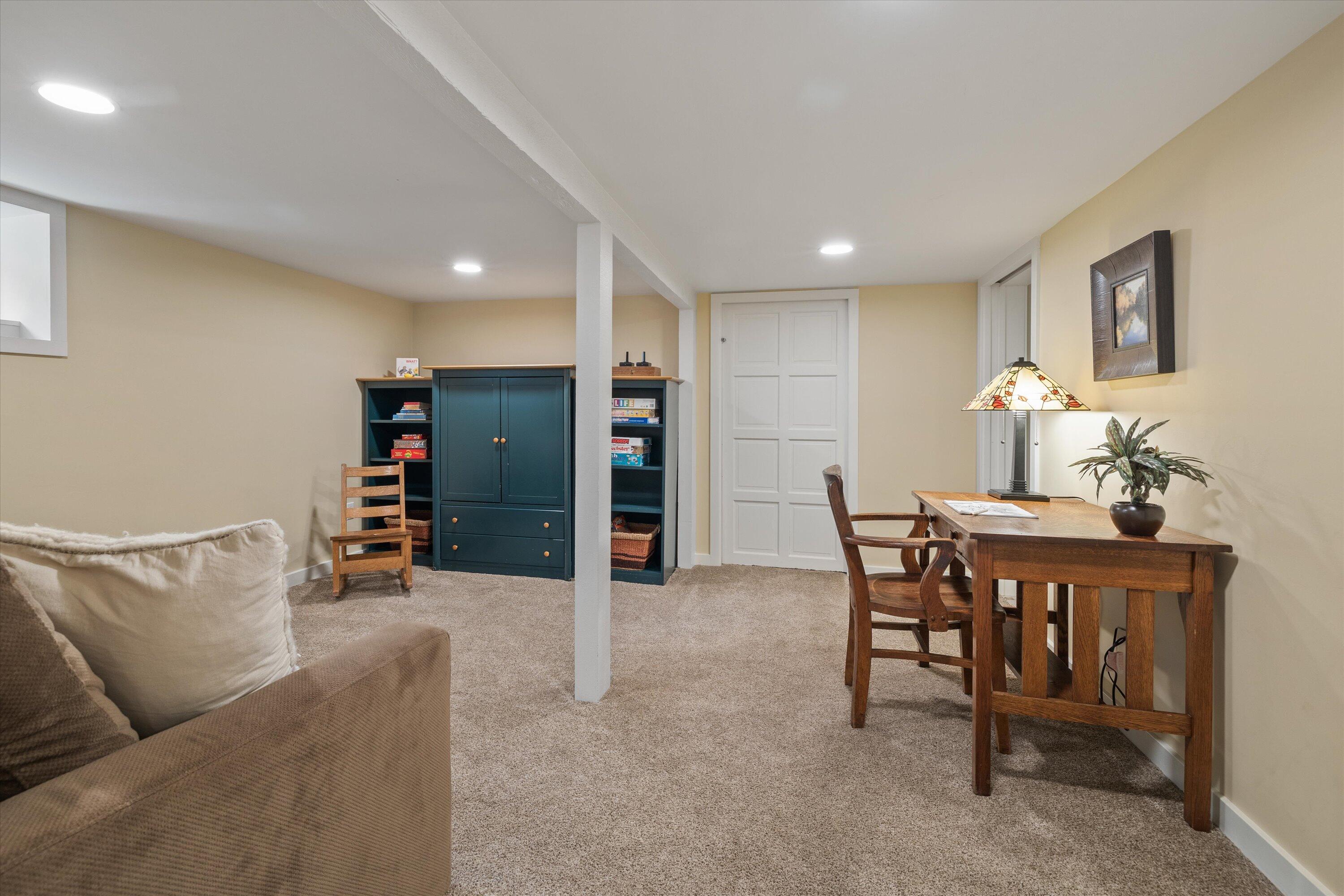 River Terrace - Residential