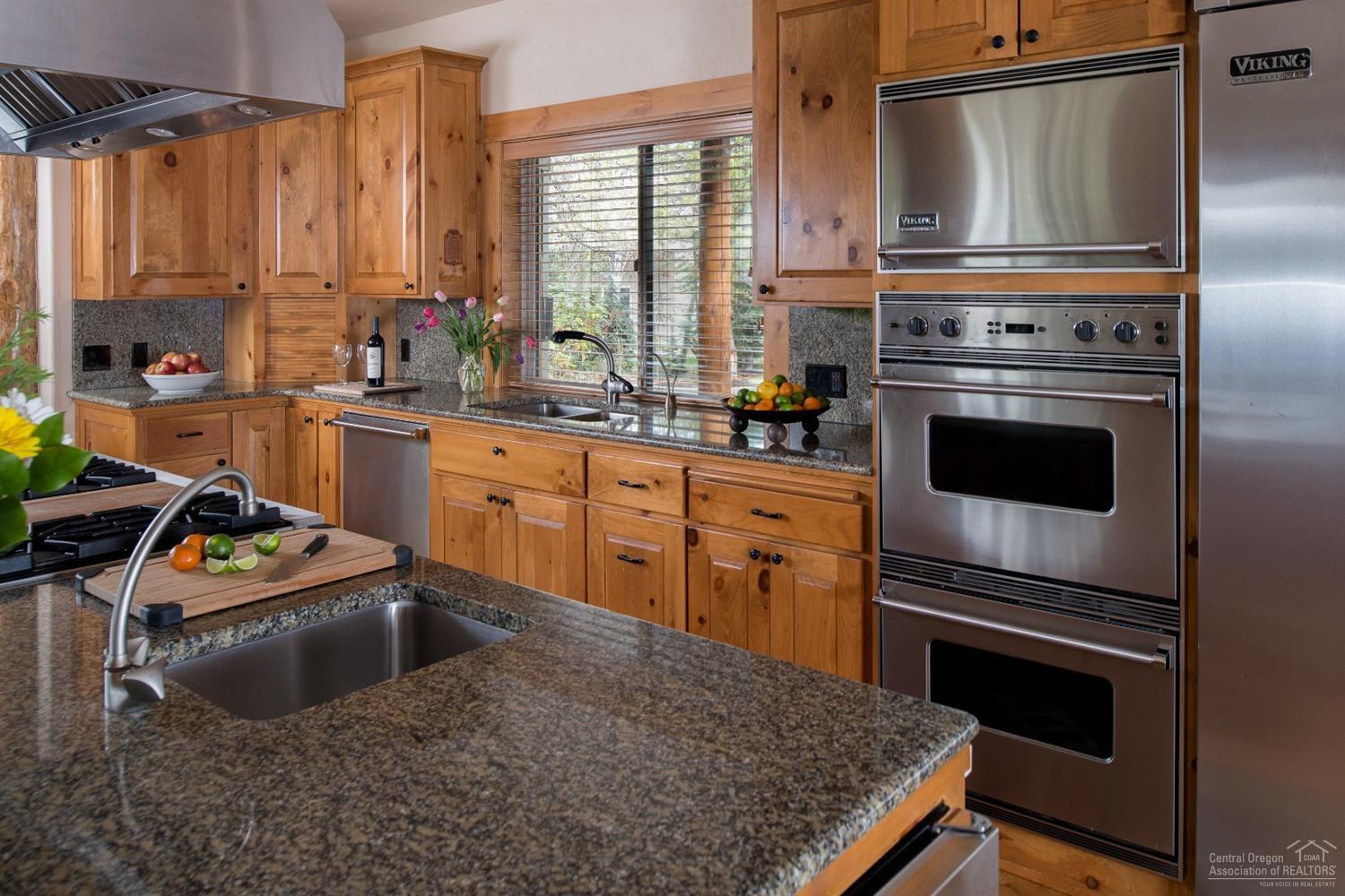 Fairway Crest Village - Residential