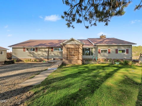 Photo of 23069 Rivercrest Drive, Sprague River, OR 97639 (MLS # 220229622)