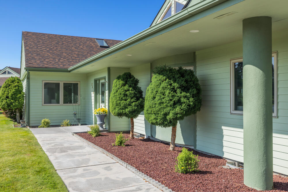 Shield Crest - Residential