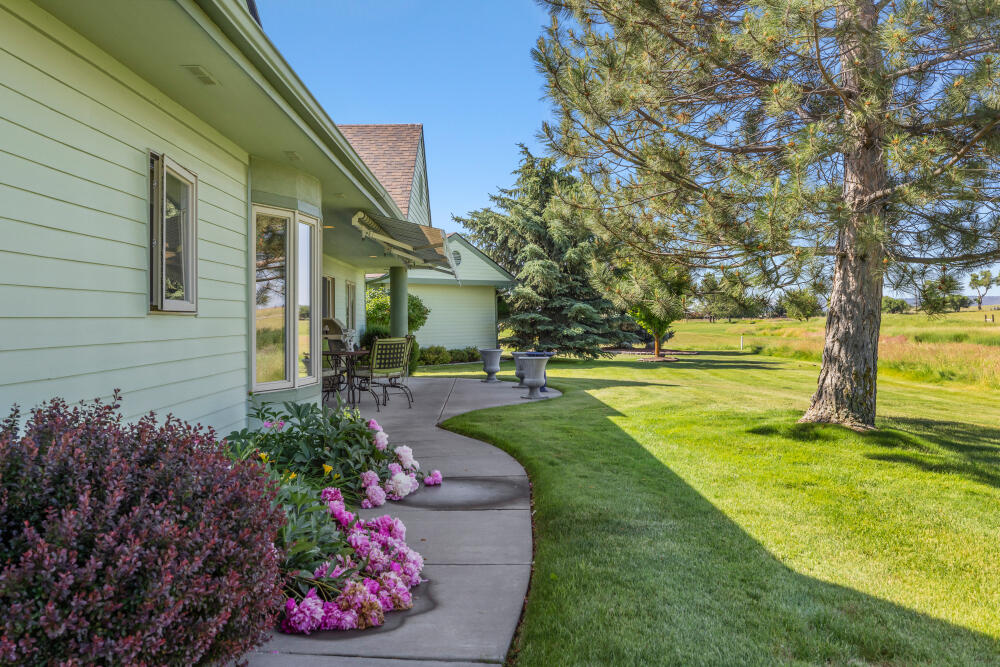 Shield Crest - Residential