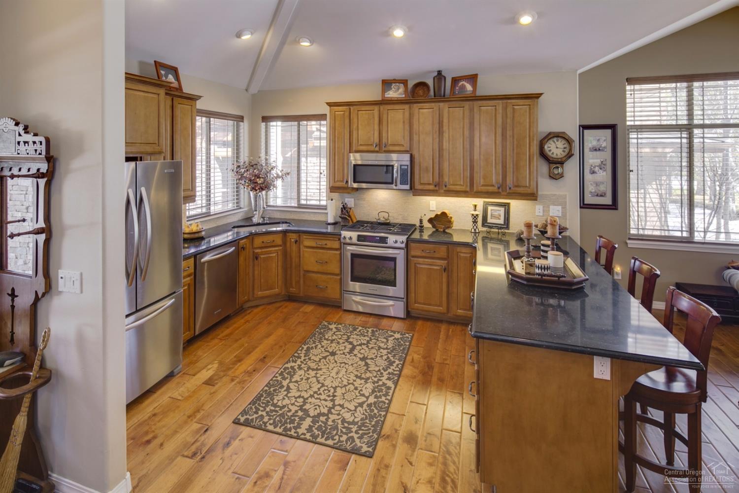 Broken Top - Residential