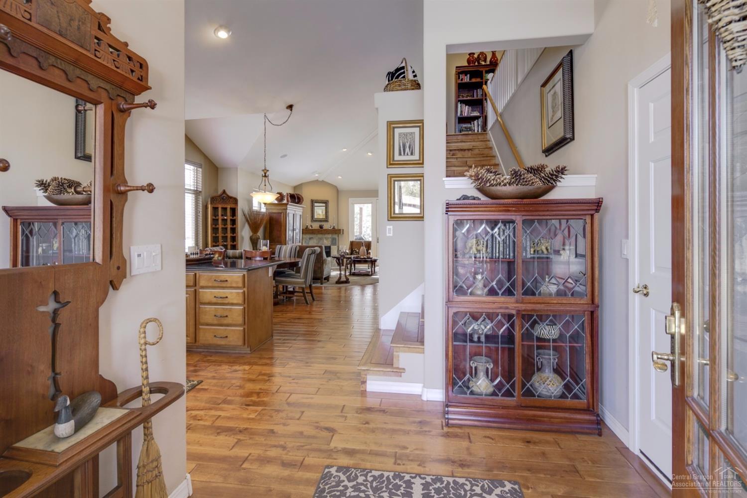 Broken Top - Residential