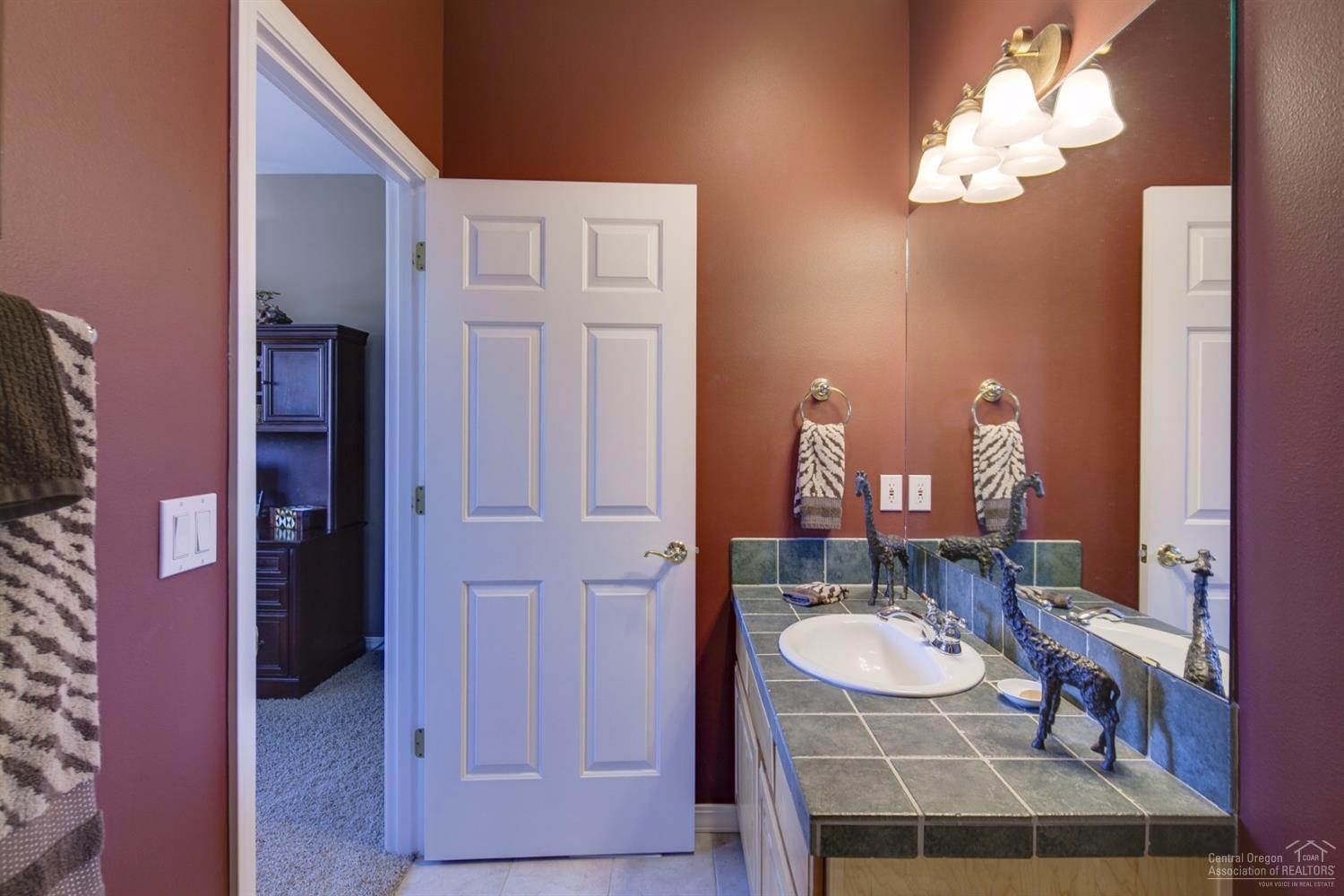 Broken Top - Residential