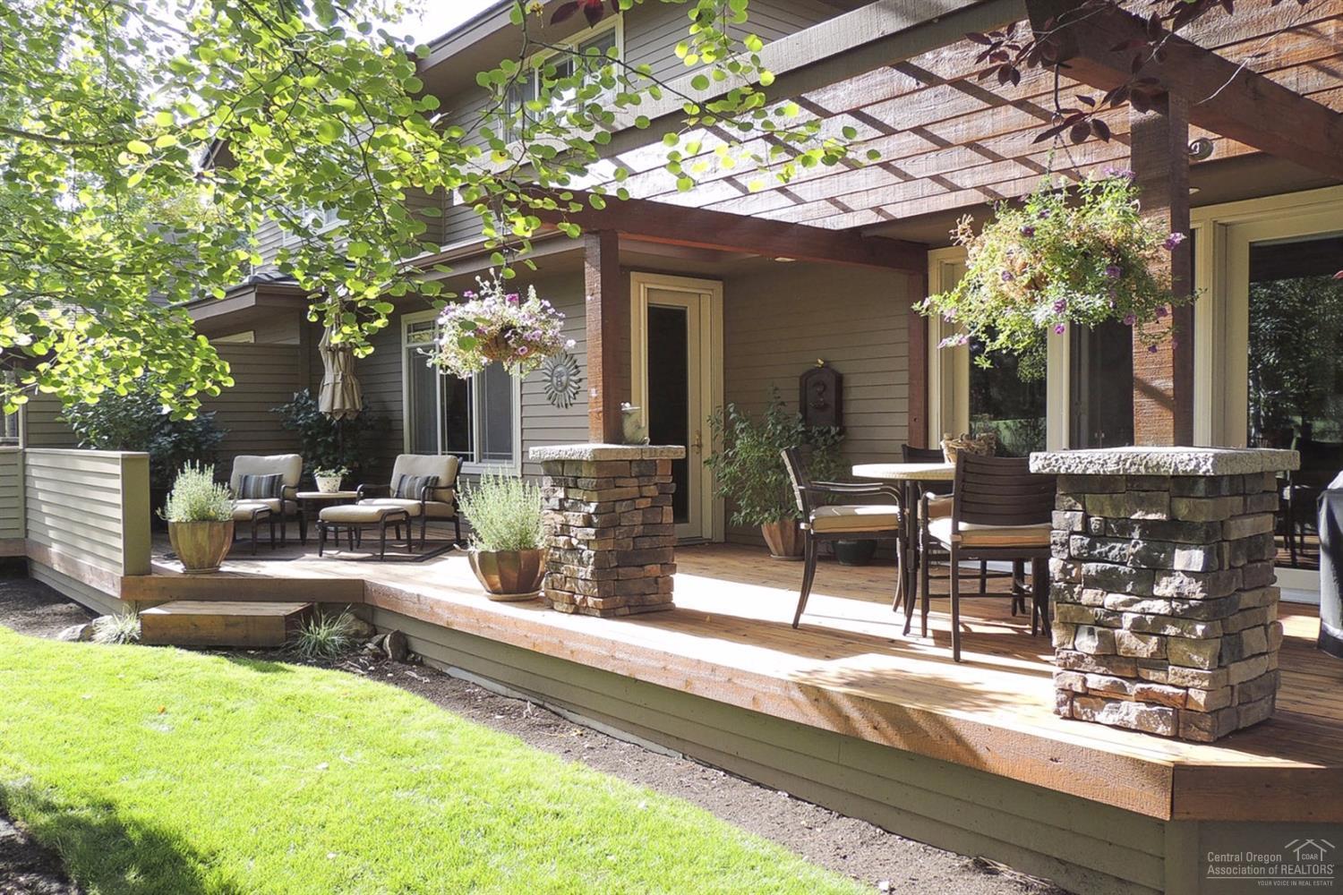 Broken Top - Residential