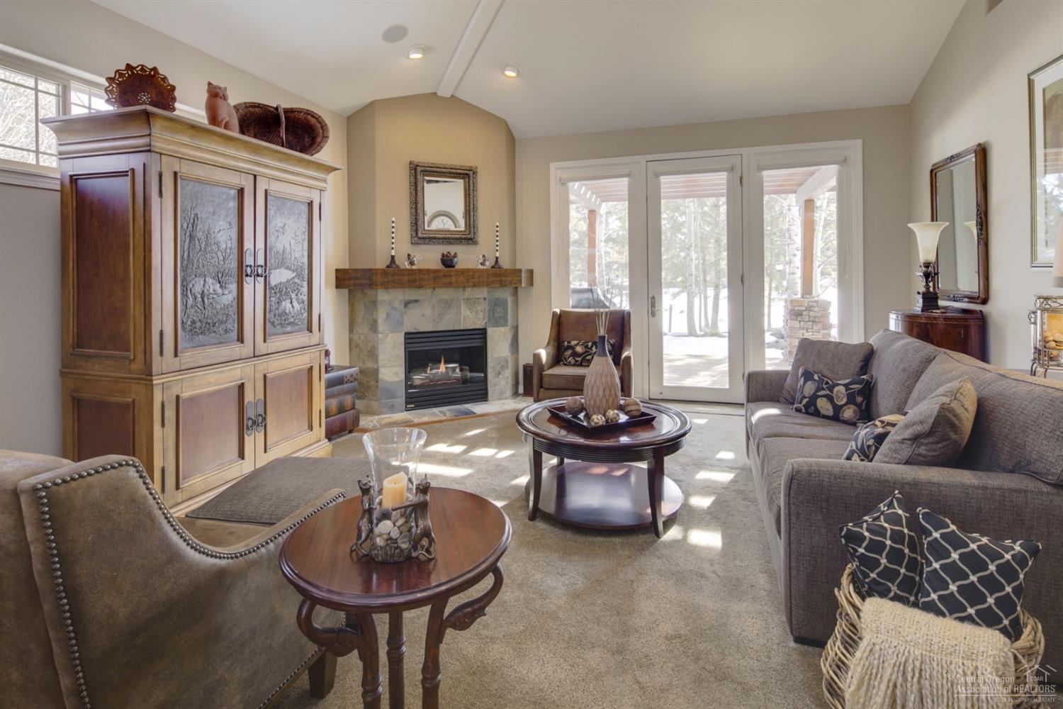 Broken Top - Residential