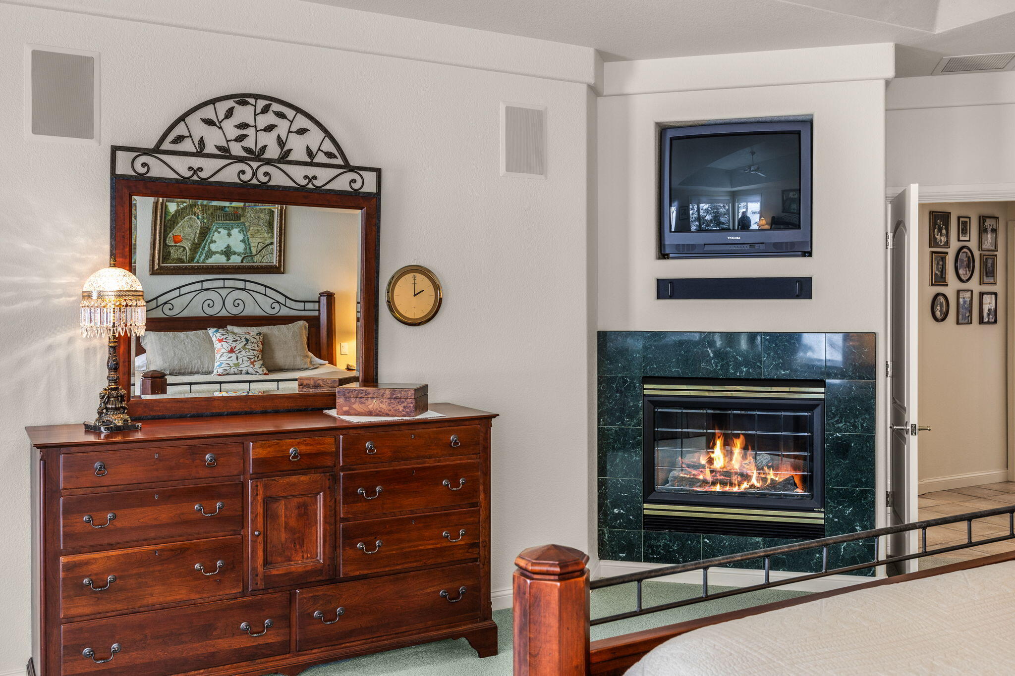 Broken Top - Residential