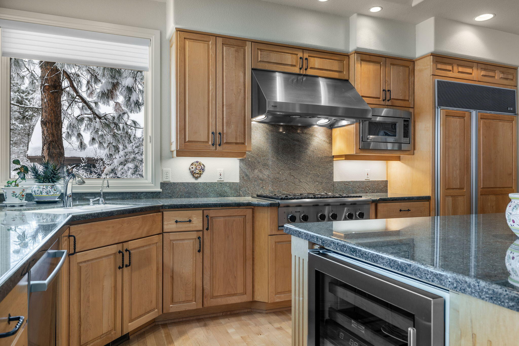 Broken Top - Residential