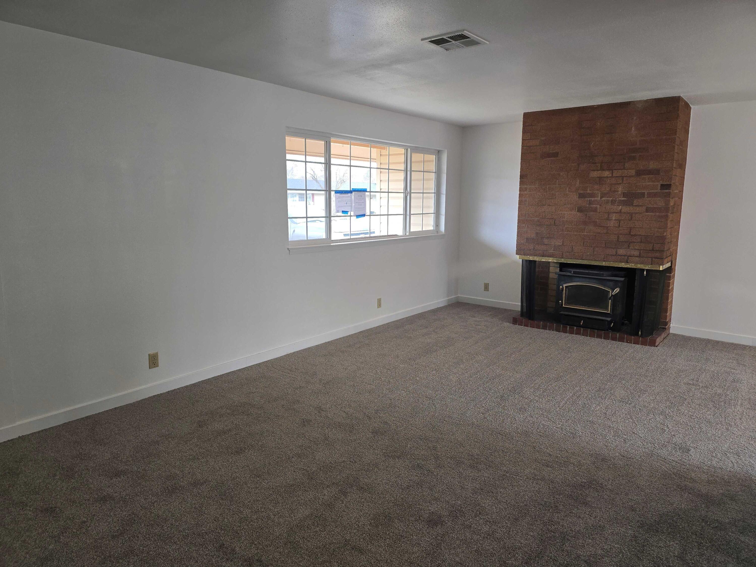 10631 Kincheloe Avenue