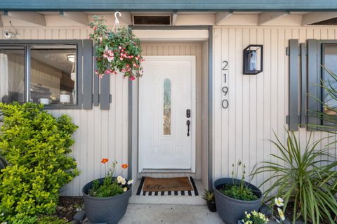 Tiny photo for 2190 Delta Waters Road, Medford, OR 97504 (MLS # 220220259)