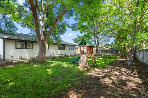 Tiny photo for 2190 Delta Waters Road, Medford, OR 97504 (MLS # 220220259)