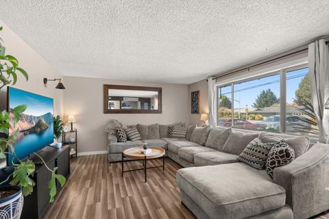 Tiny photo for 2190 Delta Waters Road, Medford, OR 97504 (MLS # 220220259)
