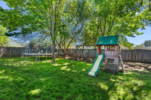 Tiny photo for 2190 Delta Waters Road, Medford, OR 97504 (MLS # 220220259)
