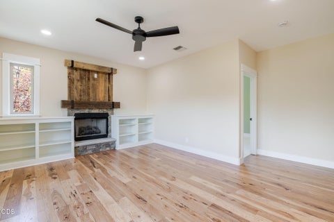 Tiny photo for 3454 NW Bryce Canyon Lane, Bend, OR 97703 (MLS # 220222919)
