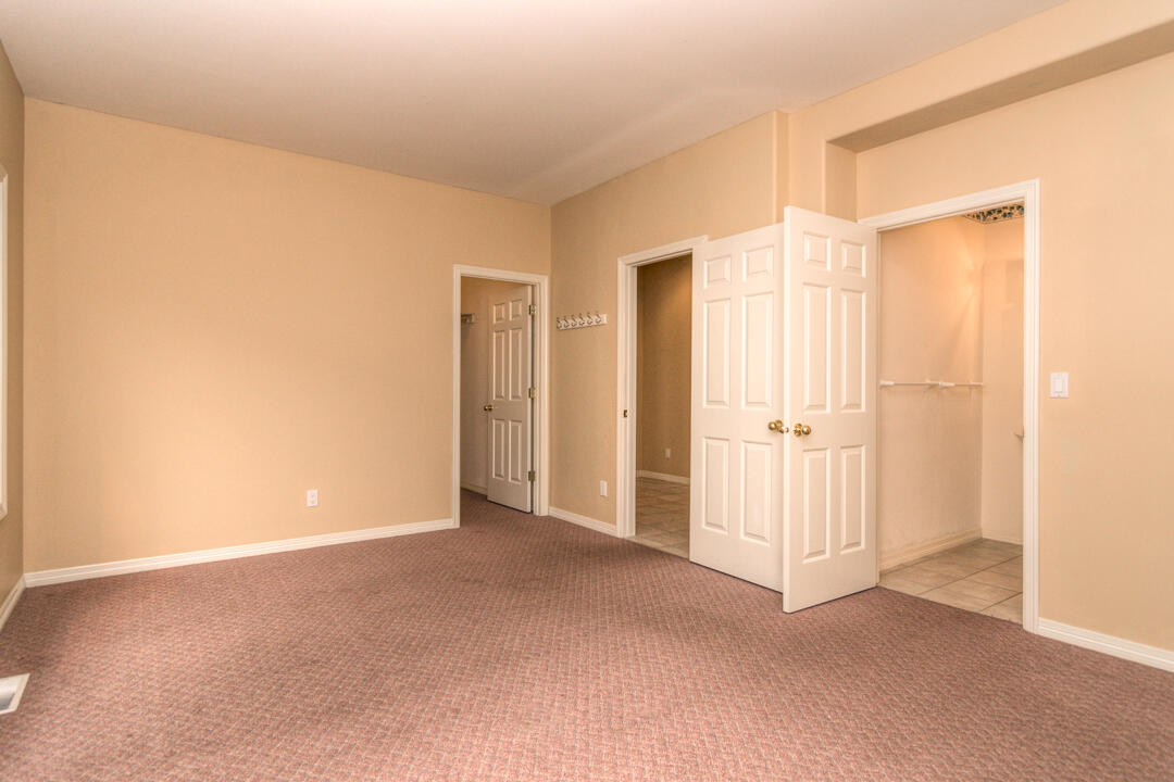 Fairway Point Villag - Residential