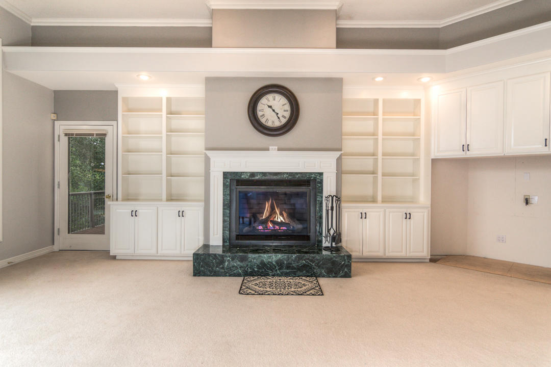 Fairway Point Villag - Residential