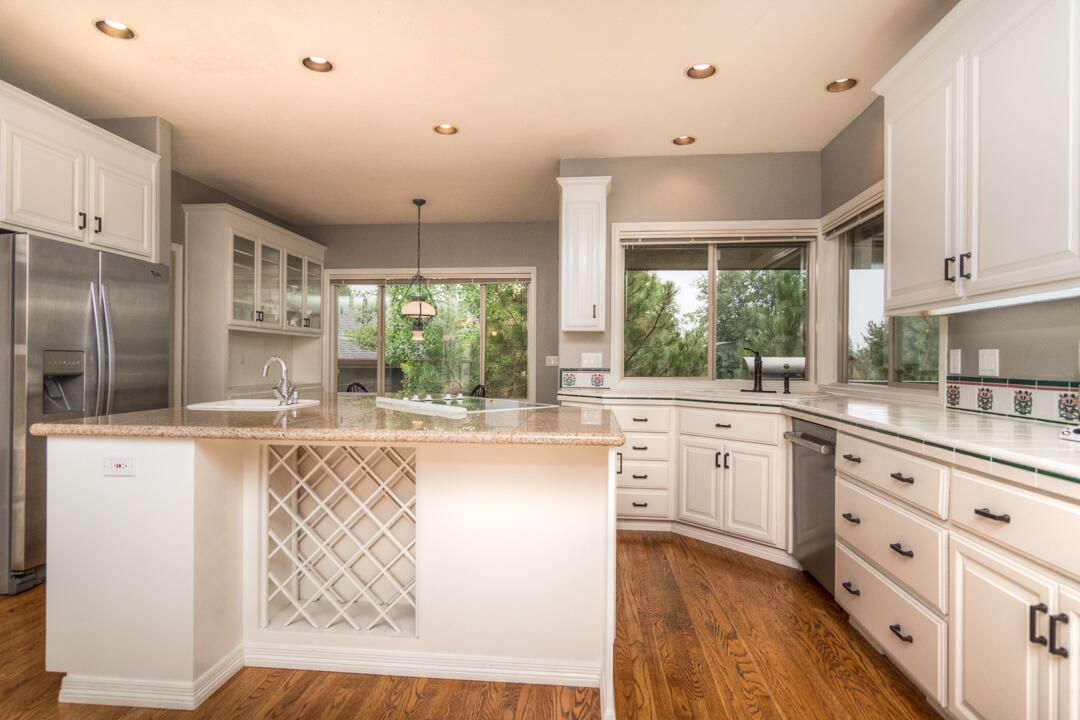 Fairway Point Villag - Residential