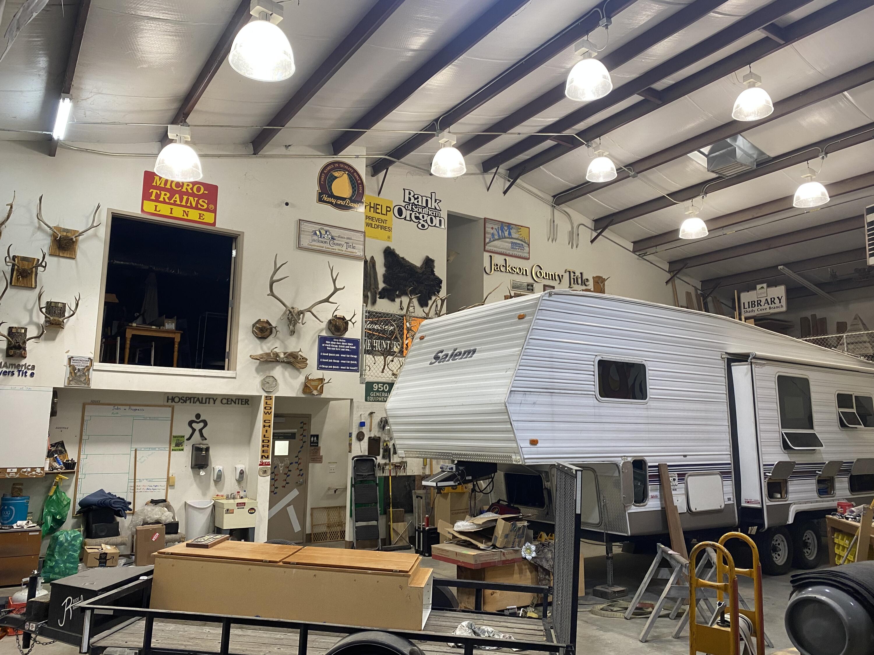 Northwest Medford Light Industrial Park Unit No 1 - Commercial Sale