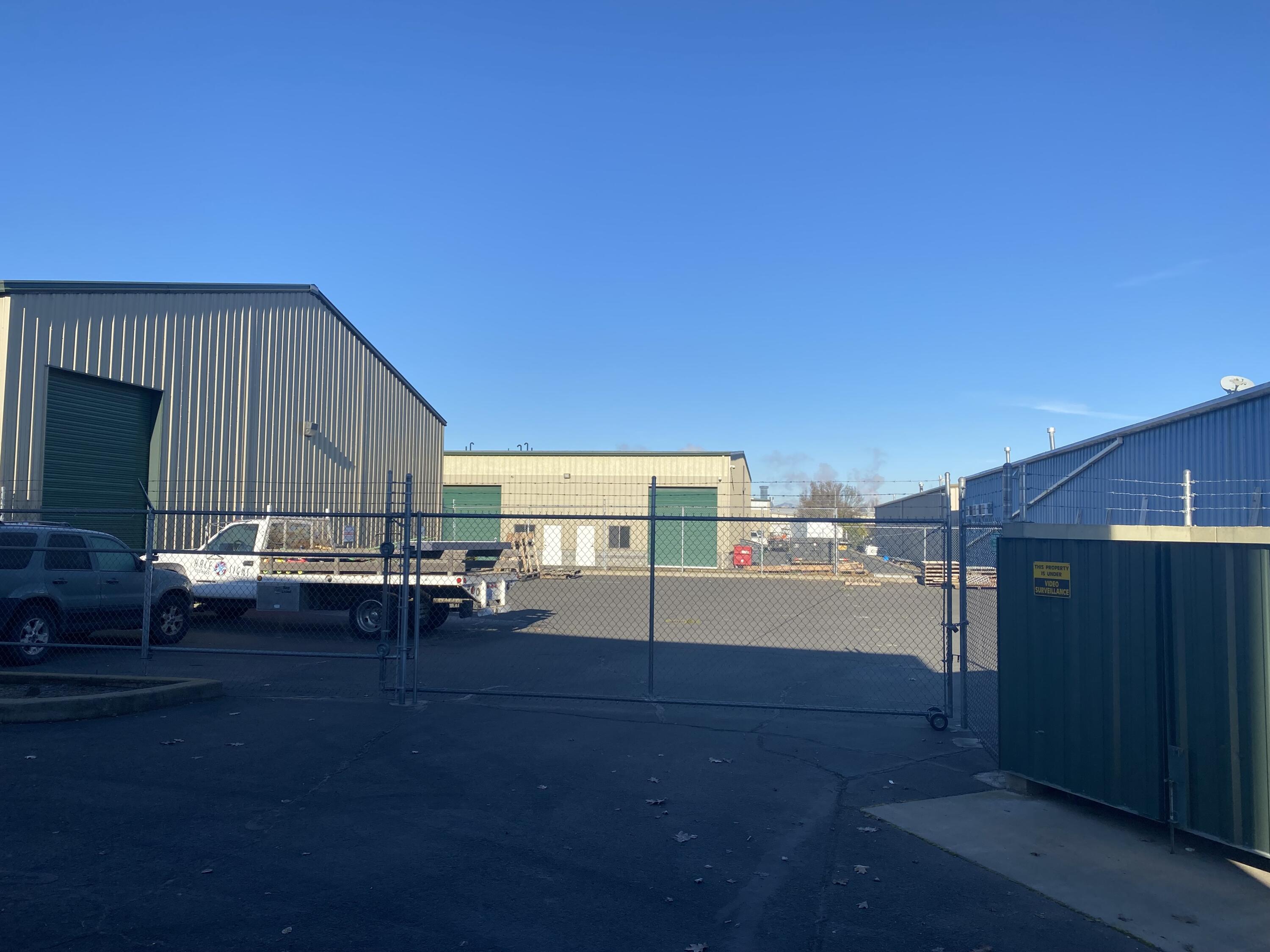 Northwest Medford Light Industrial Park Unit No 1 - Commercial Sale