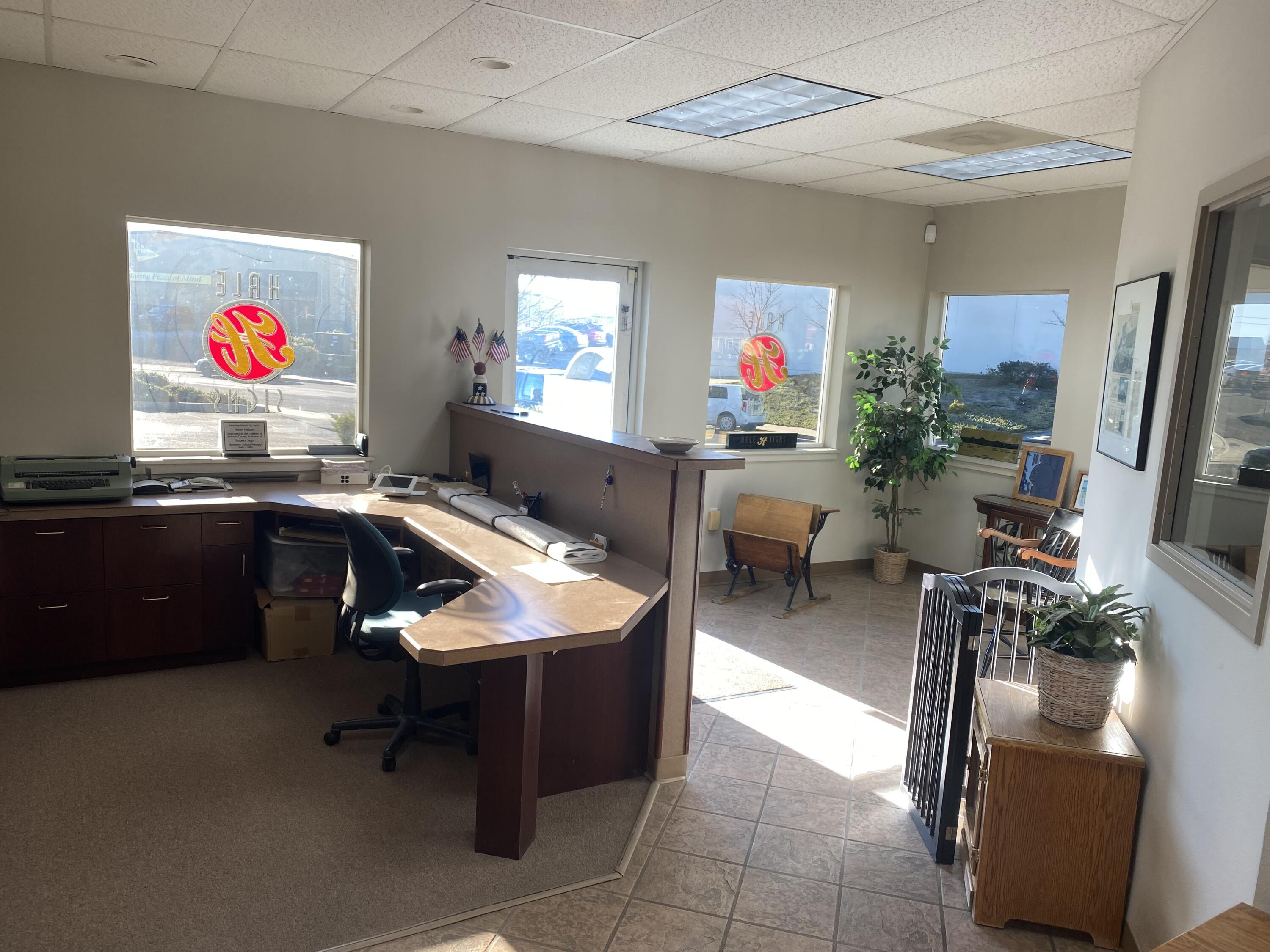 Northwest Medford Light Industrial Park Unit No 1 - Commercial Sale