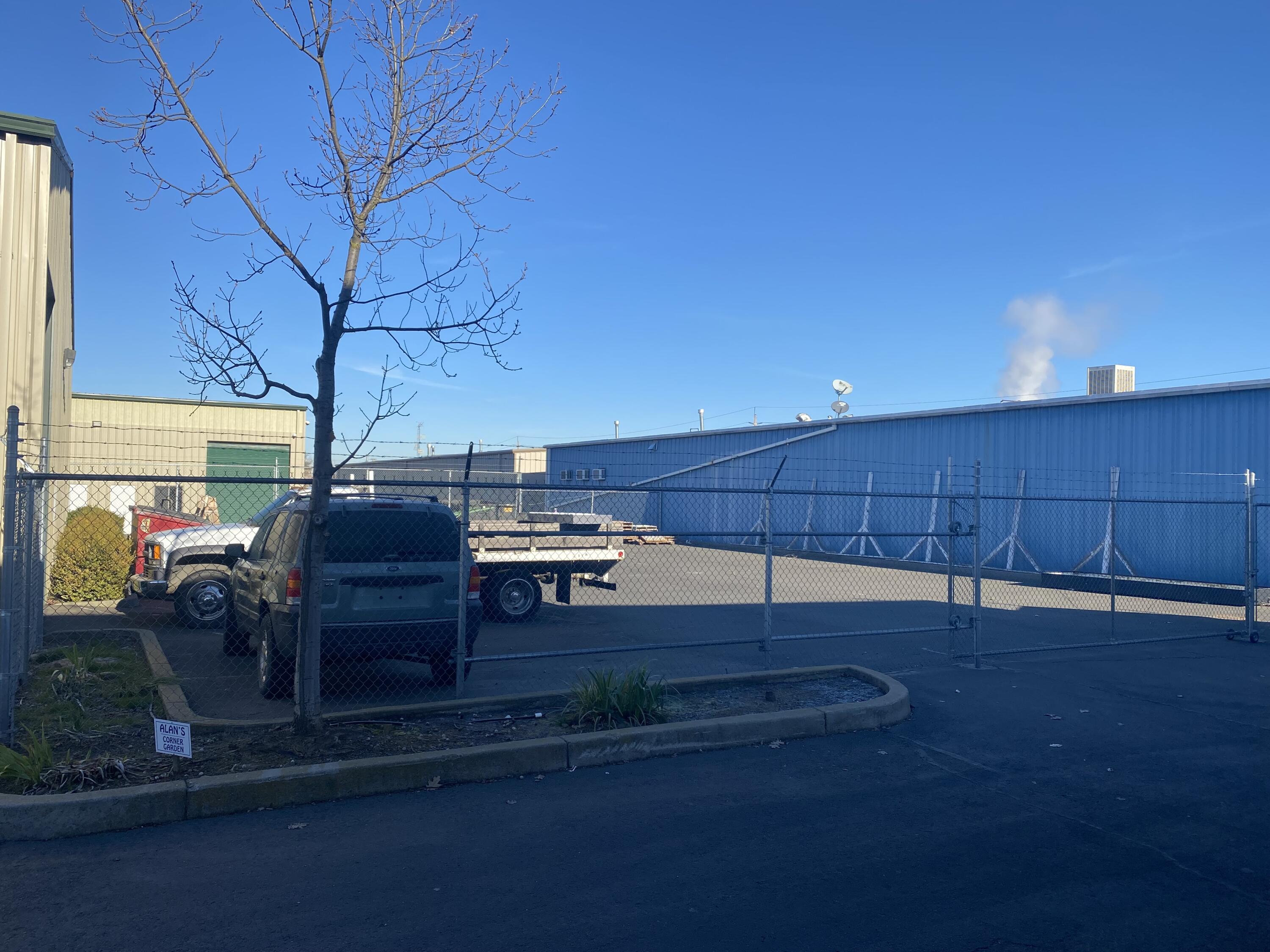 Northwest Medford Light Industrial Park Unit No 1 - Commercial Sale