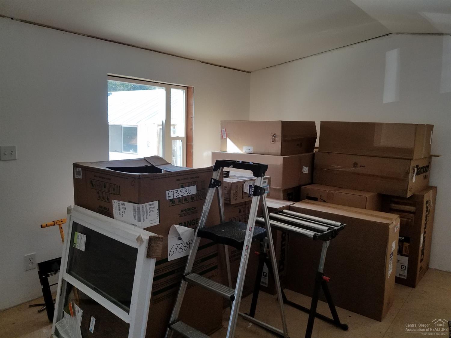 Singing Pines - Residential