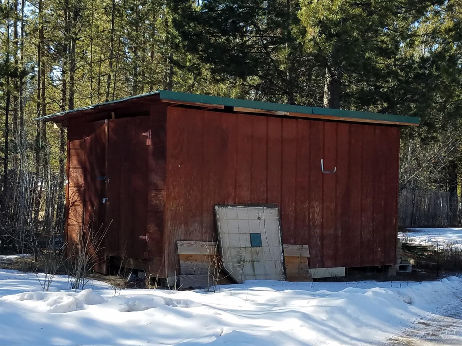 Singing Pines - Residential