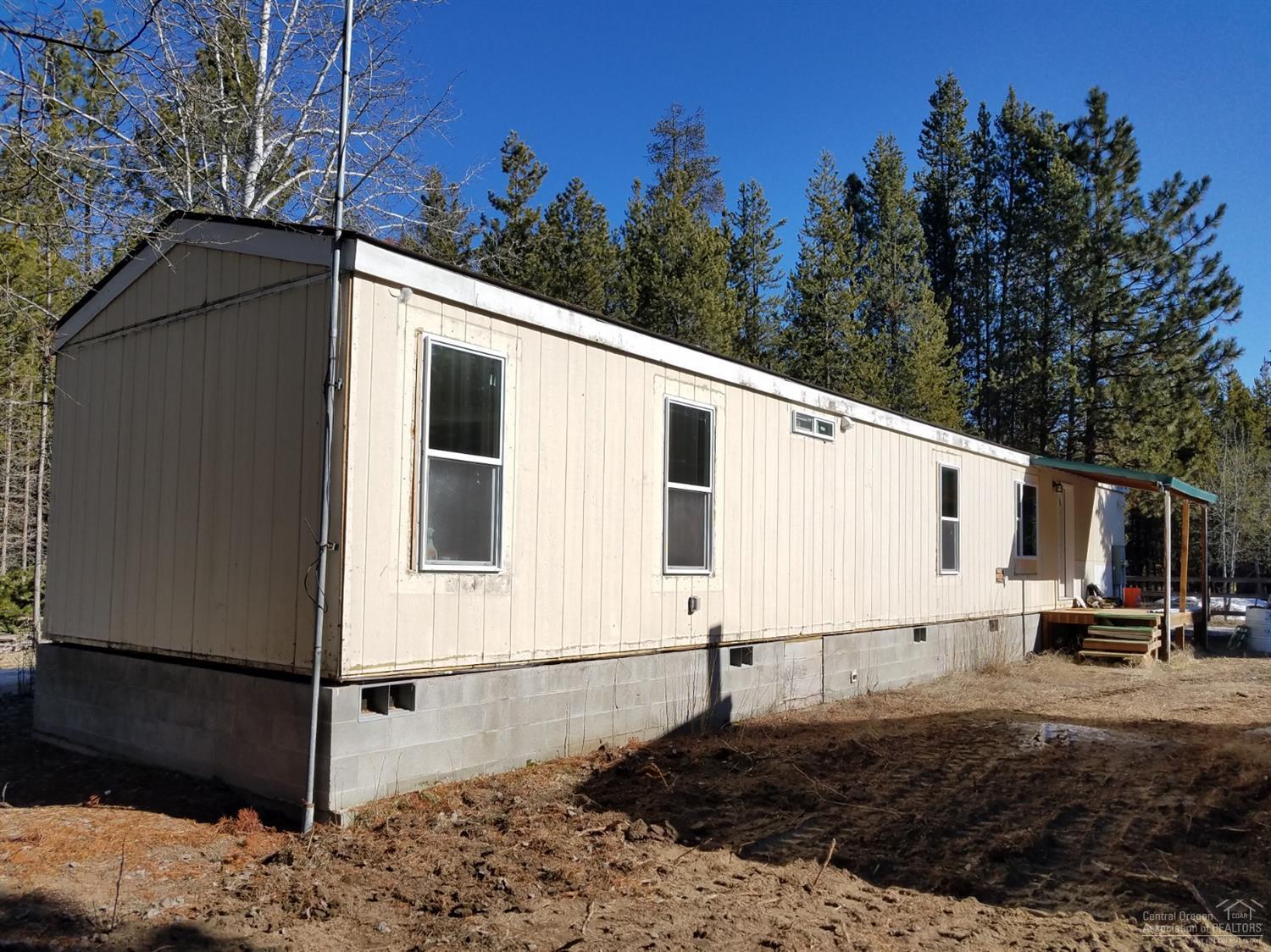 Singing Pines - Residential