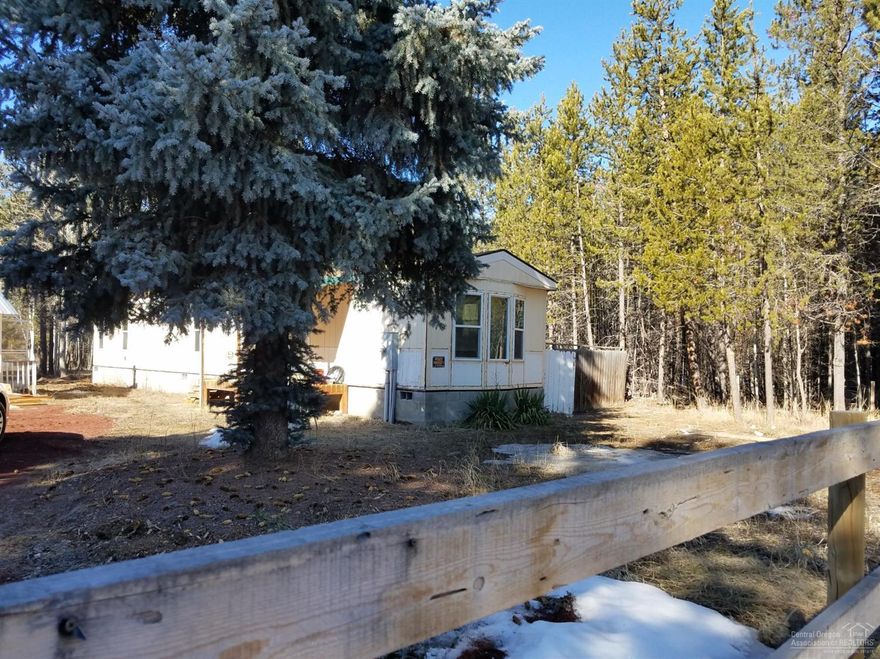 <div>Motivated Seller, they will consider any and all offers!</div><div>Nestled in amongst the Pine & Aspen trees is an acre+ w/a home that has a lot of potentials. Are you looking for an investment property, a vacation second home, or are you someone who wants to put some labor of love into a home and add their own personal touches. It is in stages of remodeling, & the seller has a list of items for the remodel that will be sold with the property. Single car insulated garage w/30 & 20 amp power. 2 outbuildings. close to BLM, river & mtns. The back of the property has been cleared, which could possibly be used to build a home, shop, garden area or bring your horse.  Buyer to do their due diligence.  </div><div>PROPERTY IS BEING SOLD 'AS IS' CONDITION. CASH ONLY SALE, Possible financing by owner available, would require a large down pmt.+  </div>