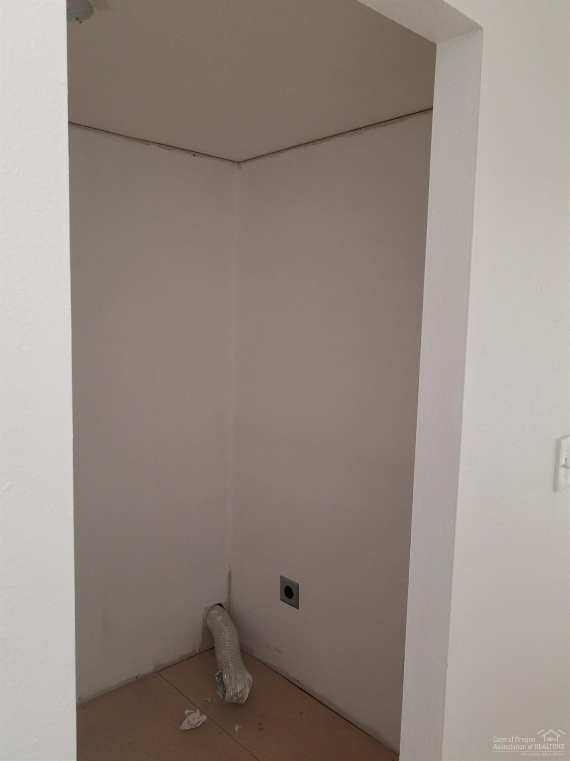 Singing Pines - Residential