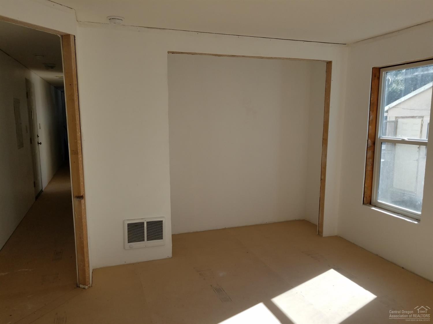 Singing Pines - Residential