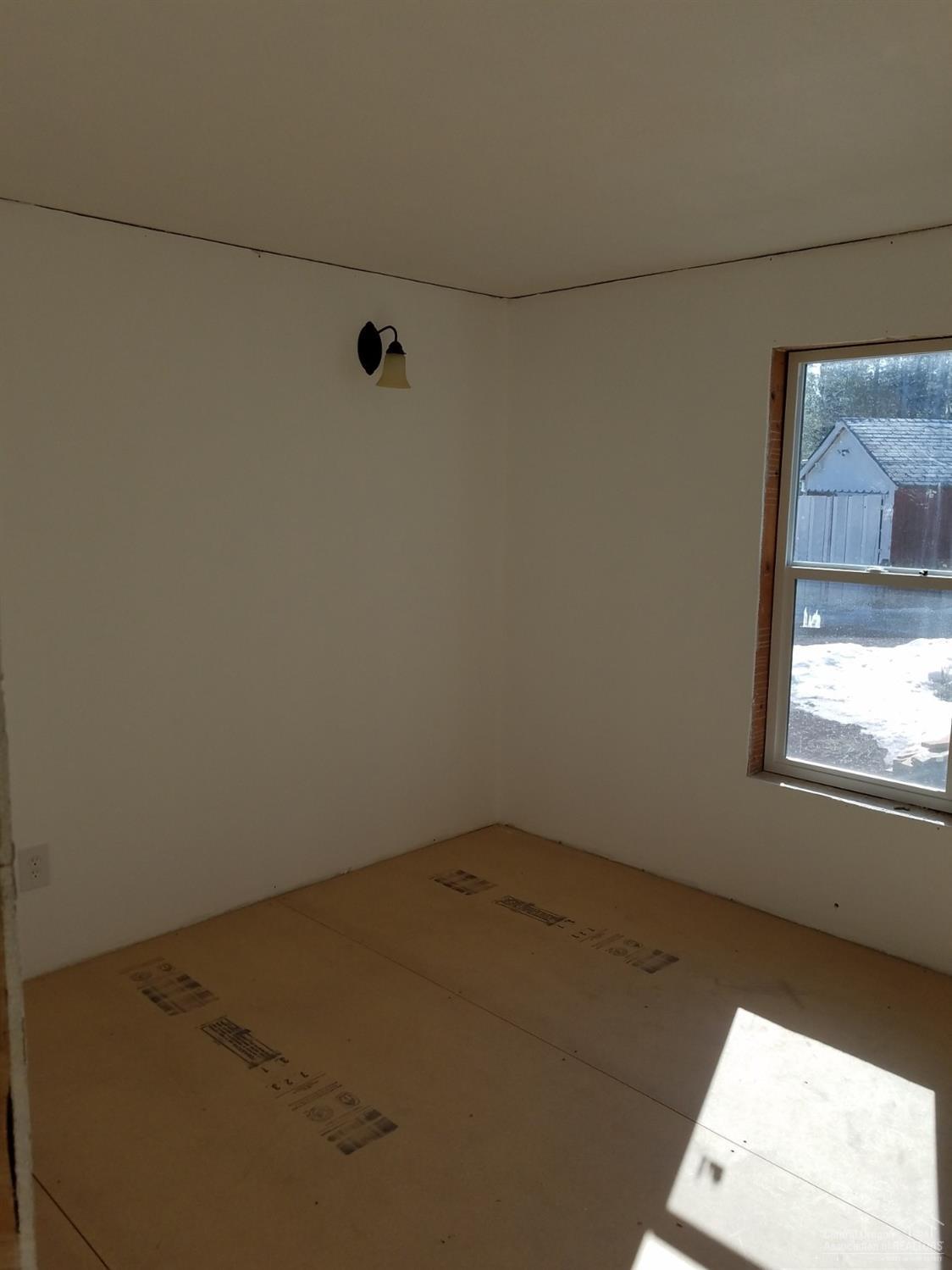 Singing Pines - Residential