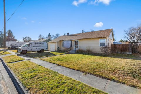 639 NW 8th Street Redmond OR 97756