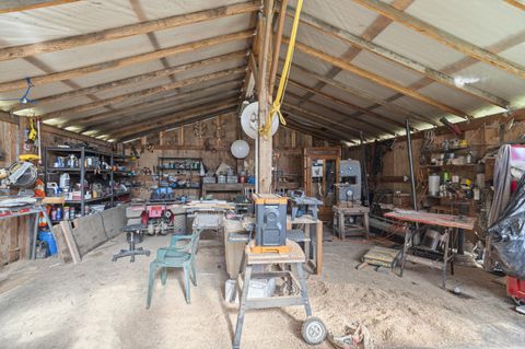 Tiny photo for 889 H Avenue, Powers, OR 97466 (MLS # 220214042)