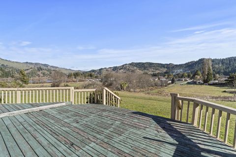 Tiny photo for 889 H Avenue, Powers, OR 97466 (MLS # 220214042)