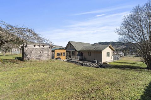 Tiny photo for 889 H Avenue, Powers, OR 97466 (MLS # 220214042)