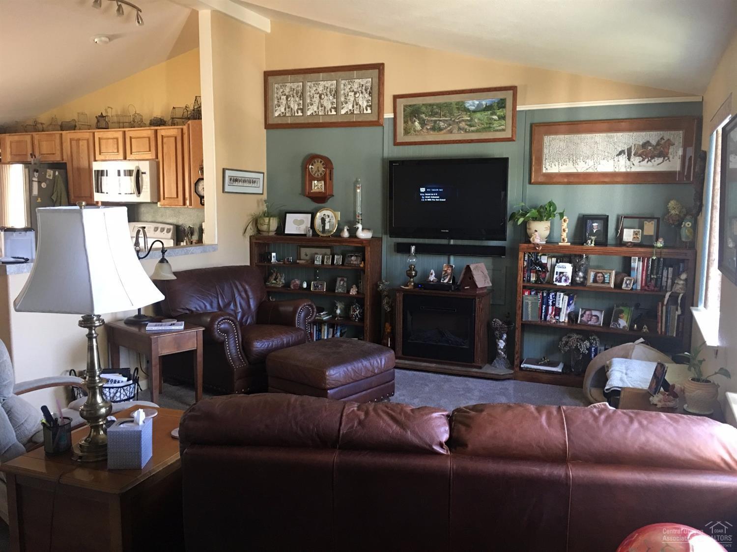 Ni Lah Sha Village - Residential