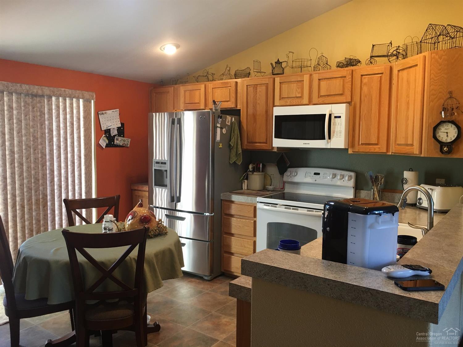 Ni Lah Sha Village - Residential