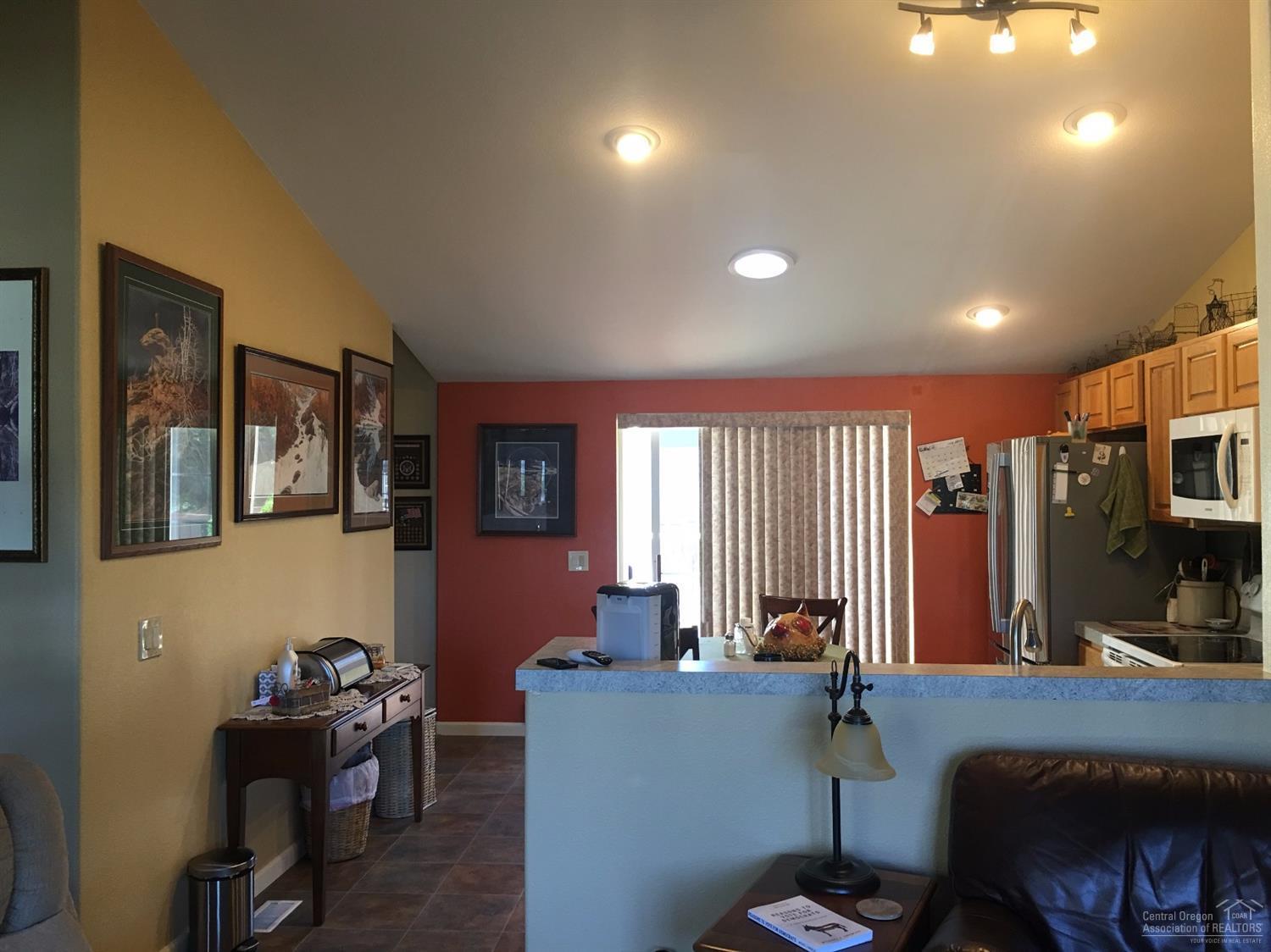 Ni Lah Sha Village - Residential