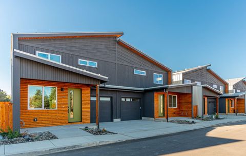 61632 pettigrew Road 18 Bend OR 97702