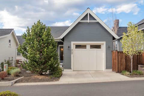 Tiny photo for 2735 NW High Lakes Loop, Bend, OR 97703 (MLS # 220219262)