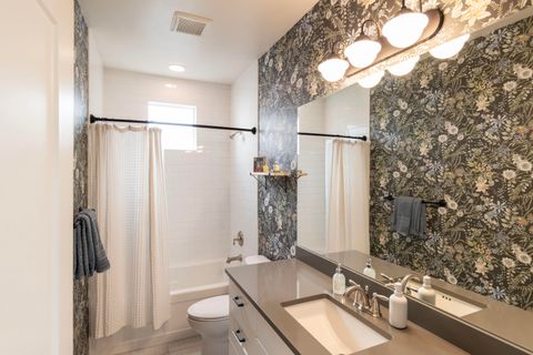 Tiny photo for 2735 NW High Lakes Loop, Bend, OR 97703 (MLS # 220219262)