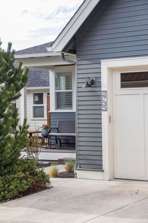 Tiny photo for 2735 NW High Lakes Loop, Bend, OR 97703 (MLS # 220219262)