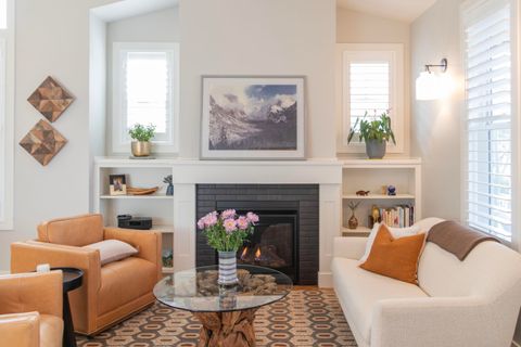 Tiny photo for 2735 NW High Lakes Loop, Bend, OR 97703 (MLS # 220219262)
